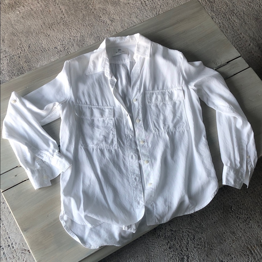 Aritzia Babaton White Button Up Shirt